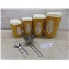 Image 1 : 4-Piece Plastic Canister Set Harvest Gold, Vintage Grinder, Garlic Press