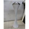 Image 2 : 2 Stand Up Ashtrays