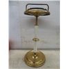 Image 5 : 2 Stand Up Ashtrays
