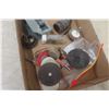 Image 4 : IRWIN Hole Saw Jig To Cut Door Hardware Holes (2 3/8" To 2 3/4" Backset), Several Hole Saws With Ma