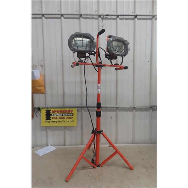 HDX Double Worklights With Adjustable Stand