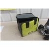 Image 7 : RYOBI 1/4" Shank Router With Carrying Case