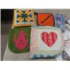 Image 3 : Blankets, Tablecloths, Handkerchiefs, Linens And More