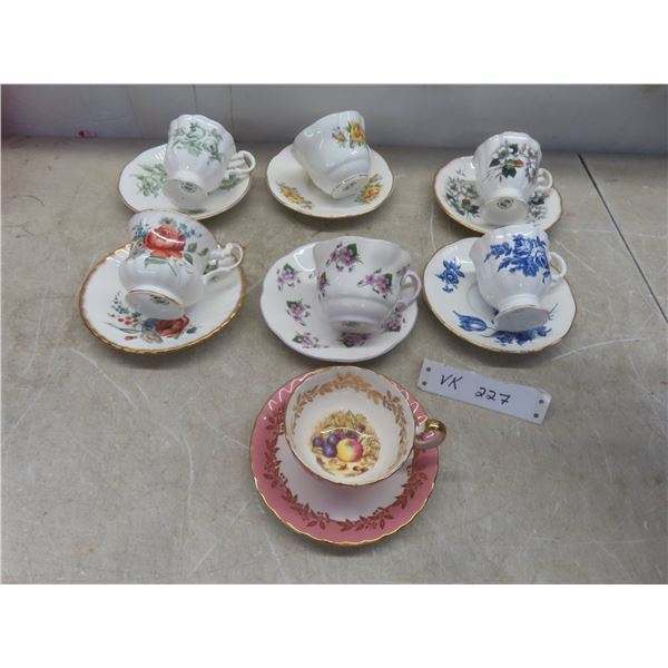 7 Rosina China Teacups & Saucers