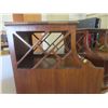 Image 3 : 2 Mahogany Side Tables 26 X 19 X 14
