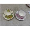 Image 5 : 5 China Tea Cups & Saucers Royal Albert