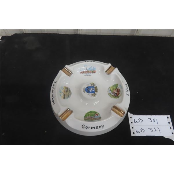 Vintage Royal Canadian Air Force 3 Wing Germany Porcelain Ash Tray With Hallmark
