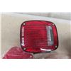 Image 3 : Vintage Grote 9130 Tail Lights Red 5 3/4", 4 Extra Lens, License Plate Bracket And 2 Grote Marker L