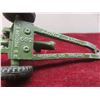 Image 10 : 2 Military Dinky Toys, Armoured Personnel Carrier And 55 Medium Gun