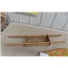 Image 2 : Primitive Baby Bath Caddy + Iron Board In Hippie Plaid