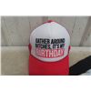 Image 6 : 4 Slogan T Shirts and Hat