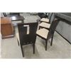 Image 6 : 4 Matching Kitchen Or Dining Room Chairs