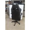 Image 5 : Executive Rolling Leather Or Leather-Style Office Chair