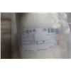Image 4 : Over 100 Yards Of Material 4 Rolls Beige Off White