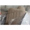 Image 6 : Over 100 Yards Of Material 4 Rolls Beige Off White