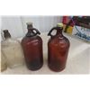 Image 2 : Jugs Bottles Booze Jugs Double Handle Rope