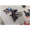 Image 8 : 10 x C-Clamps, 3 Spring Clamps, Gluing Clamp, Wood Vise