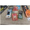 Image 5 : Vacuum Sanding Kit, Grommet Kit, Paint Pour Installation Kit, Zip Ties + Plug