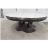 Image 2 : Marble Top Fancy Coffee Table 19" High 46" Diameter