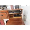 Image 14 : Fireplace Combo Electric Heater / Bar Phono Sonic AM/FM Record Player 41" X 52" X 15 1/2"