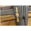 Image 5 : China/Display 2 Door Cabinet Light Up 70" X 51" X 15"