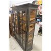 Image 2 : China/Display 2 Door Cabinet Light Up 70" X 51" X 15"