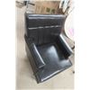 Image 3 : Leather/Leather Style Living Room Chair