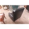 Image 5 : Leather/Leather Style Living Room Chair