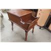 Image 2 : Pine End Table 24" X 26" X 17"