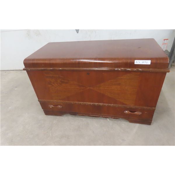 Cedar Chest With Bottom Drawer