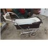 Image 1 : Vintage Pram