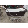 Image 2 : Vintage Pram