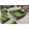 Image 1 : 44" X 44" X 15" Fabric Ball Pit + Play Cushions