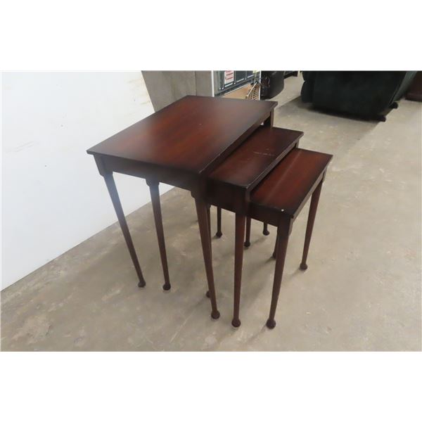 Set Of 3 Nesting Stands