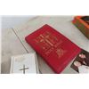Image 5 : 2 x Holy Bibles w/ Case