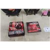 Image 5 : 3 Elvis Collector Plates & Stand Holiday Special CD