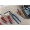Image 3 : First Aid Kit, Scraper, Linesman Pliers, Drill Bit Set, Wood Screws