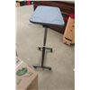 Image 5 : Adjustable Rolling Bed Table
