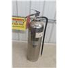 Image 5 : Pyrene Fire Extinguisher Has Charge