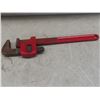 Image 9 : 3 New Utility Knives, 2 Fishing Pliers, and 18" Pipe Wrench