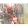 Image 2 : Michael Jordan Air Maximum Figure And Card