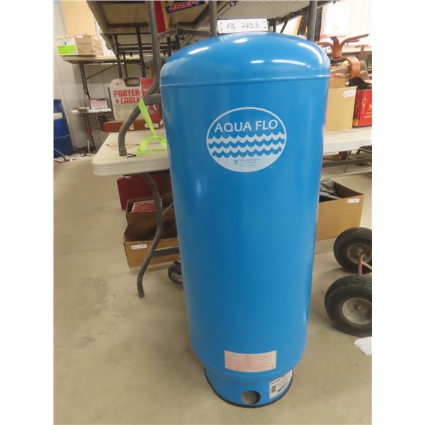 New 33-Gallon Shallow Well Tank