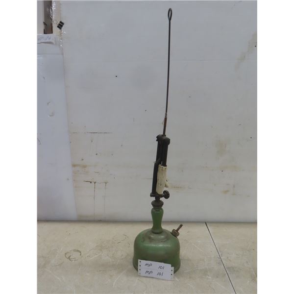 Vintage Coleman Lamp