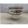 Image 7 : 9 Pieces of Wedgewood China and More
