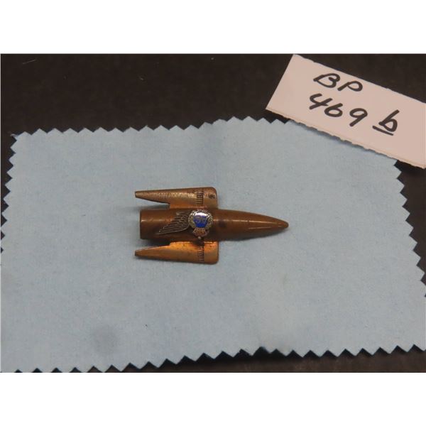 WWII Royal Canadian Air Force (RCAF) Air Gunner (AG) Brevet Insignia and Sweetheart Pin From Shell