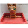 Image 11 : Pussy Cat Décor Including Pens, Couch with 5 Cats and Bird Feeder