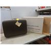 Image 10 : 2 Samsonite Hardsided Suitcases With Original Boxes