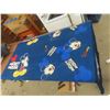 Image 5 : 2 Blankets, 2 Flat Kids Sheets Mickey Mouse and Superheroes and Stretch Slipcovers