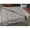 Image 11 : Vintage Chenille Fringed Bedspread, Knitted or Crocheted Blanket and Comforter