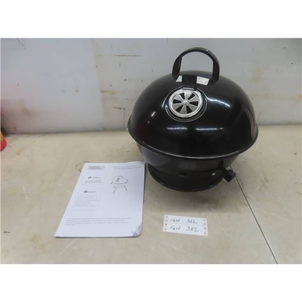 EE Charcoal Portable Kettle Grill, Looks New